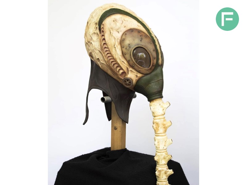 Sandman helmet realizzato da Piece Of Cake con Smooth-cast 65D, Smooth-cast 57D, Smooth-cast 320 e Flexfoam-iT! 14 
