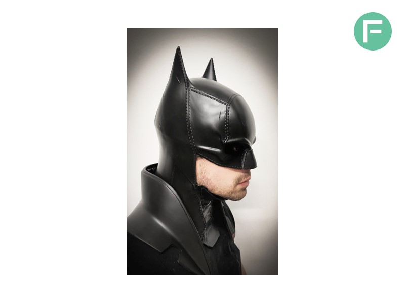 Costume di Batman realizzato da dacos_fx con Vytaflex 40, Task 16 e con l'aggiunta di pigmenti UVO Black