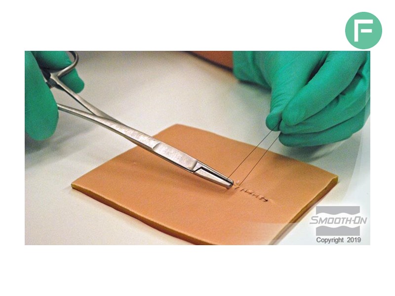 Pad per suture realizzato con i siliconi Ecoflex GEL e Dragon Skin 10